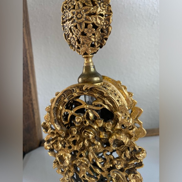 Perfume Bottle Ornate GoldGilt Vanity”Style Built”Ormolu Filigree Hollywood Reg. - Picture 7 of 12